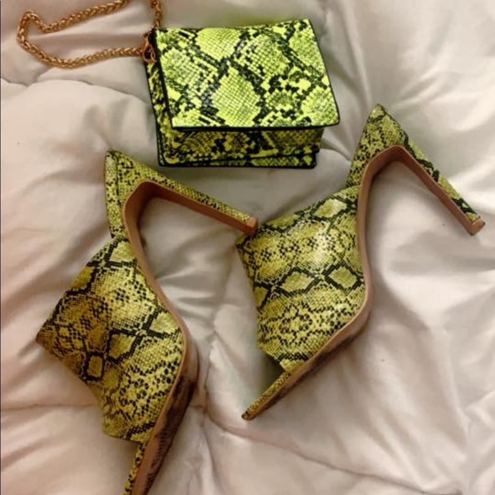 Backless Heel w/ Matching Mini Purse